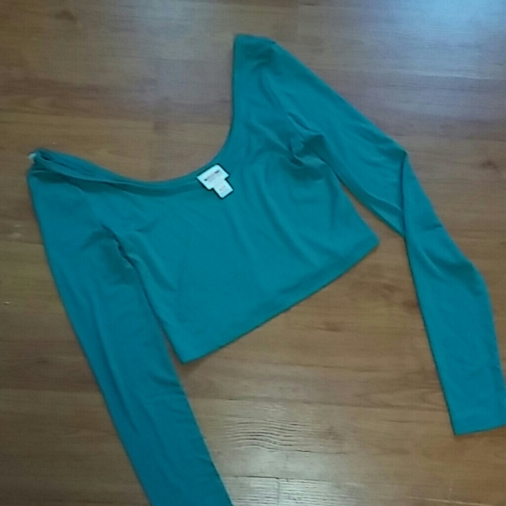 Long Sleeve Crop Top